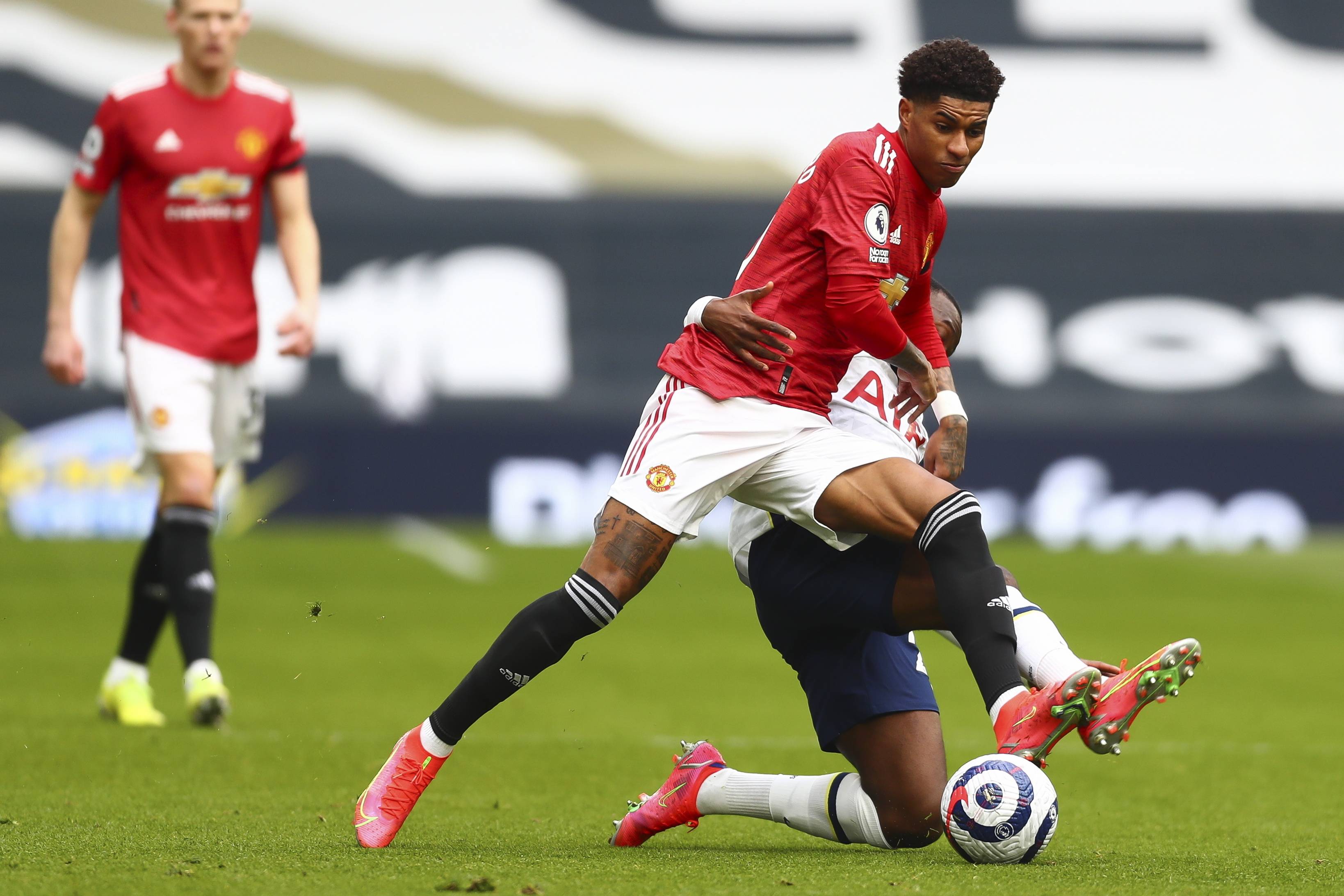 压力让他在 压力让他在