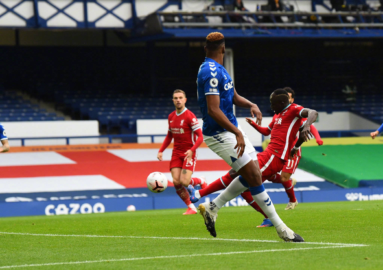 仿佛在场上 仿佛在场上